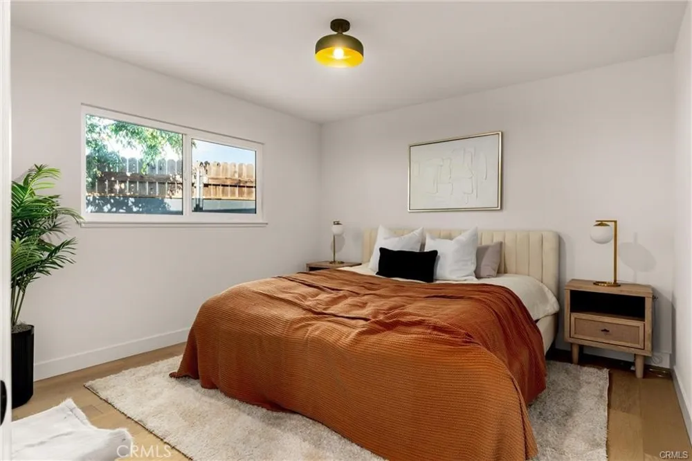 2101 Hathaway Santa Ana, CA 92705