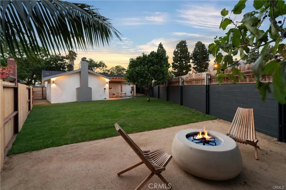 2101 Hathaway Santa Ana, CA 92705