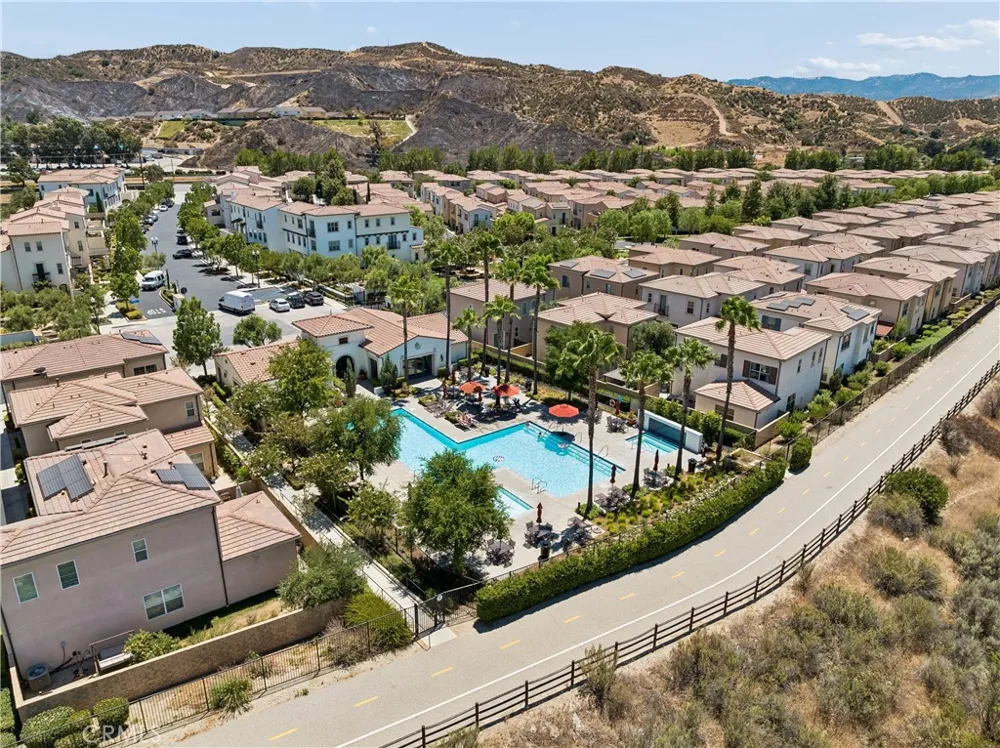 21713 Bene Saugus, CA 91350