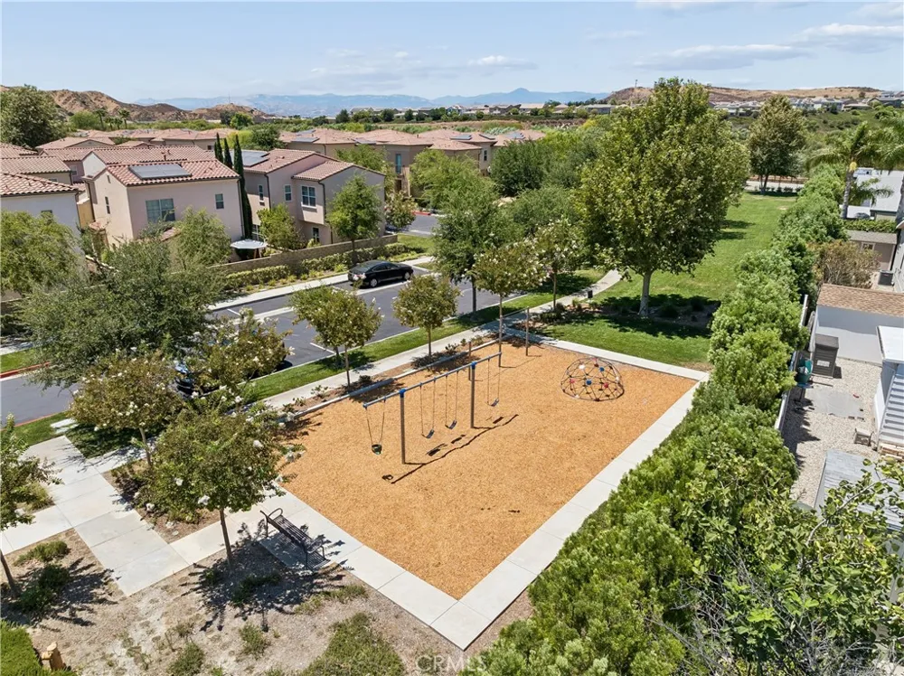 21713 Bene Saugus, CA 91350