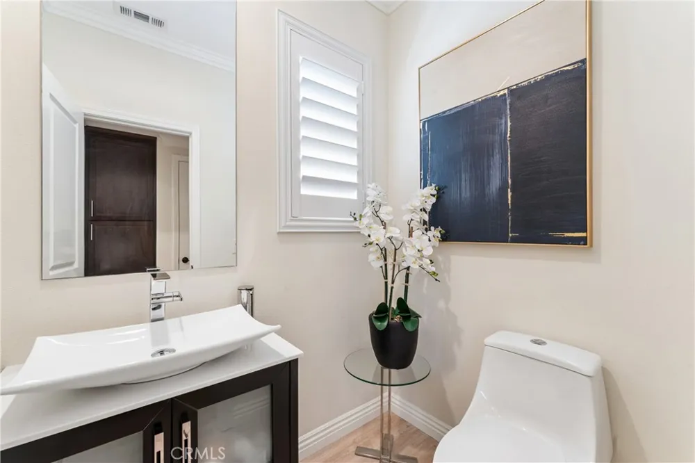 21713 Bene Saugus, CA 91350