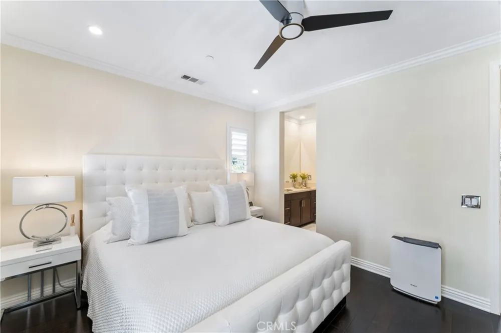21713 Bene Saugus, CA 91350