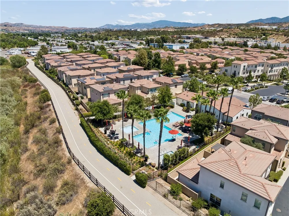 21713 Bene Saugus, CA 91350