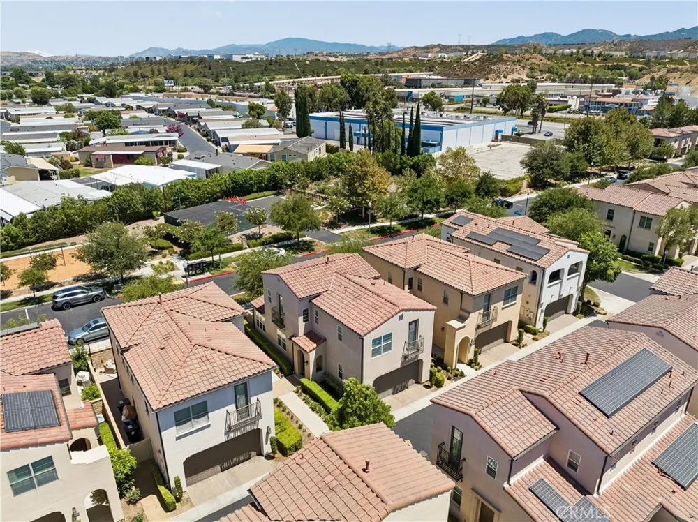 21713 Bene Saugus, CA 91350