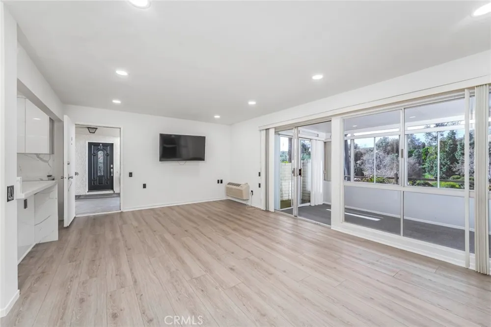 3309 Via Carrizo #B Laguna Woods, CA 92637