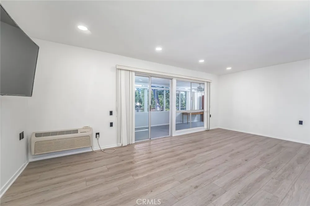 3309 Via Carrizo #B Laguna Woods, CA 92637