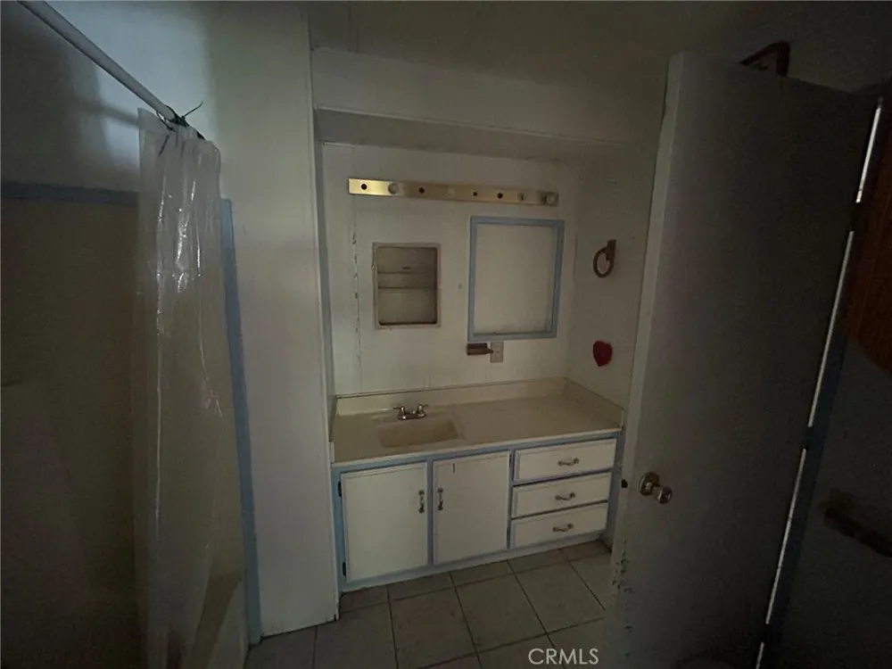 19151 Grangeville Lemoore, CA 93245