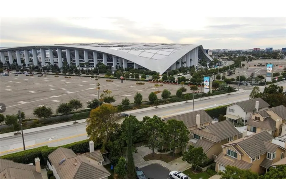 3600 Summerset Inglewood, CA 90305