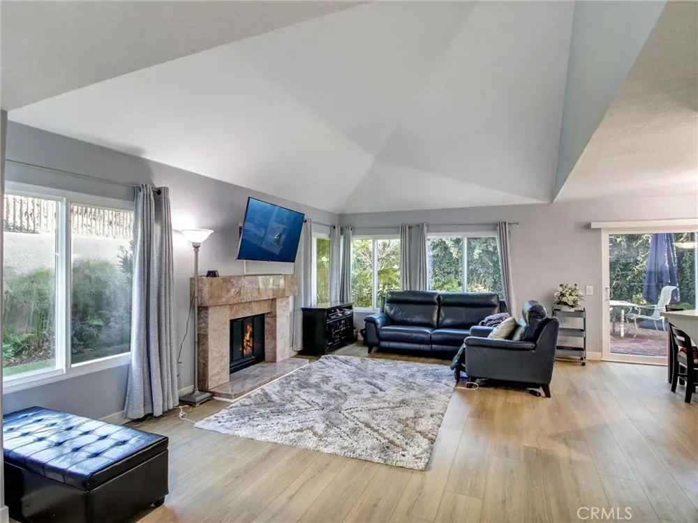 3600 Summerset Inglewood, CA 90305