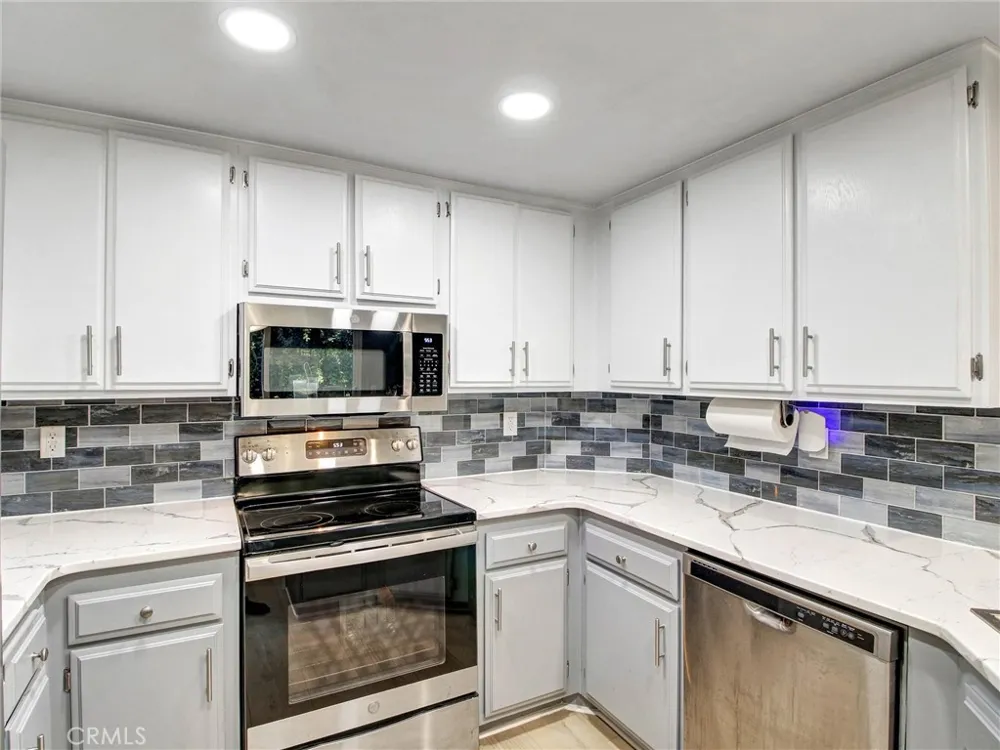 3600 Summerset Inglewood, CA 90305