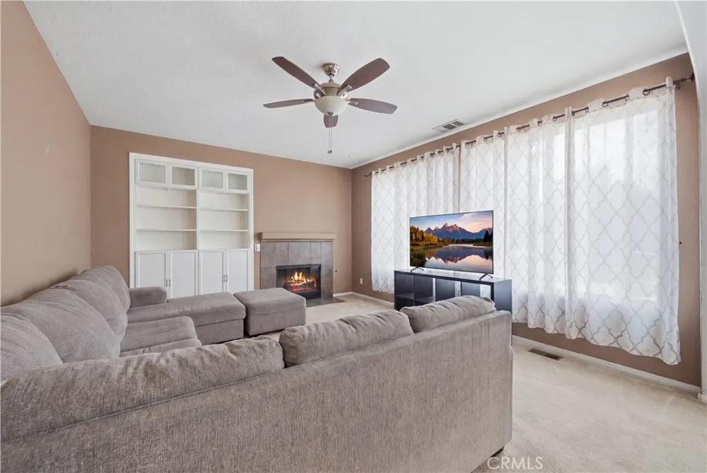14603 Fair Oak Lake Elsinore, CA 92530