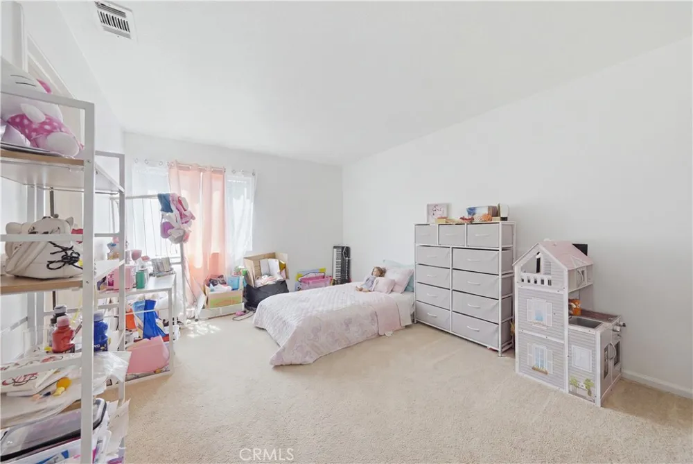 14603 Fair Oak Lake Elsinore, CA 92530