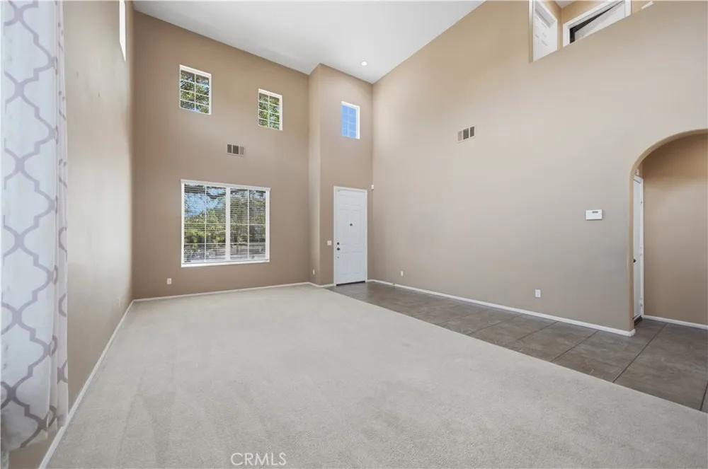 14603 Fair Oak Lake Elsinore, CA 92530