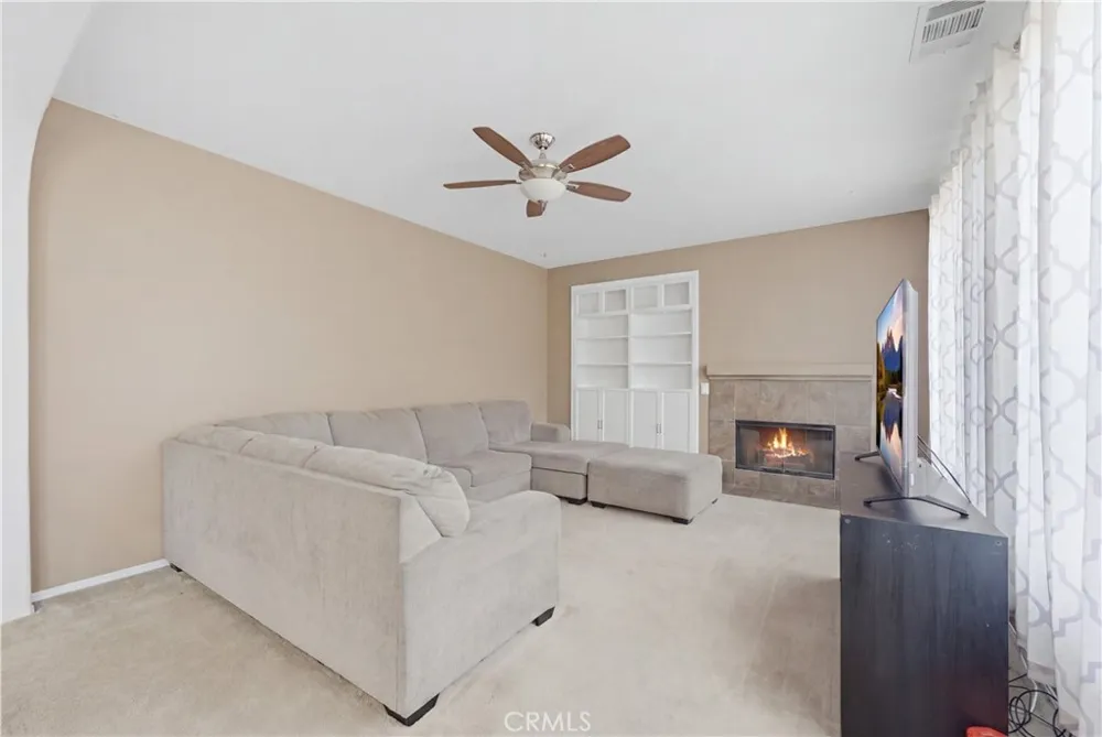 14603 Fair Oak Lake Elsinore, CA 92530