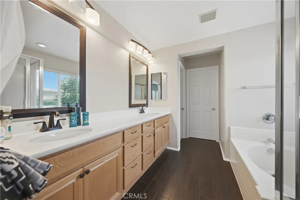 14603 Fair Oak Lake Elsinore, CA 92530