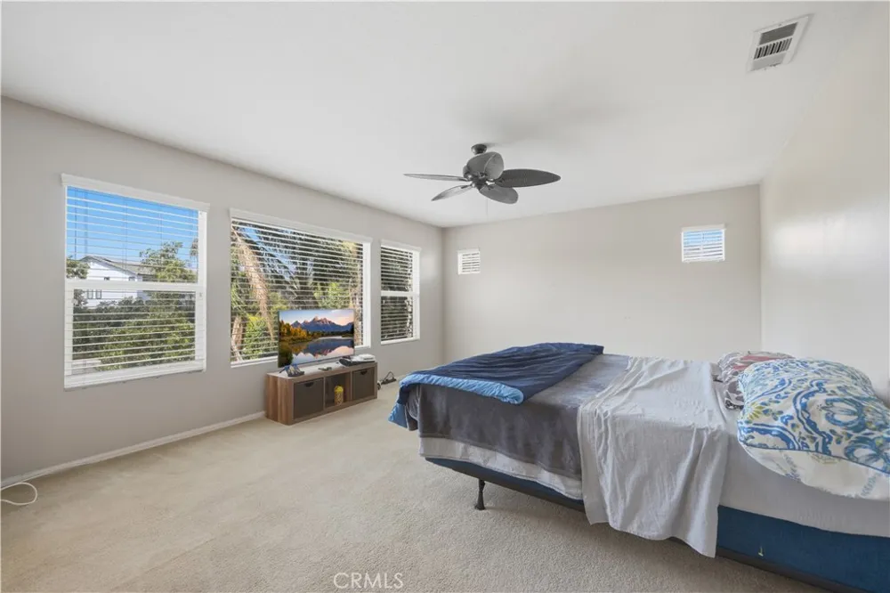 14603 Fair Oak Lake Elsinore, CA 92530