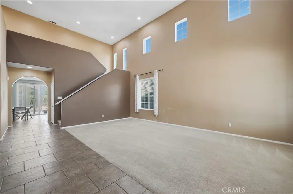 14603 Fair Oak Lake Elsinore, CA 92530