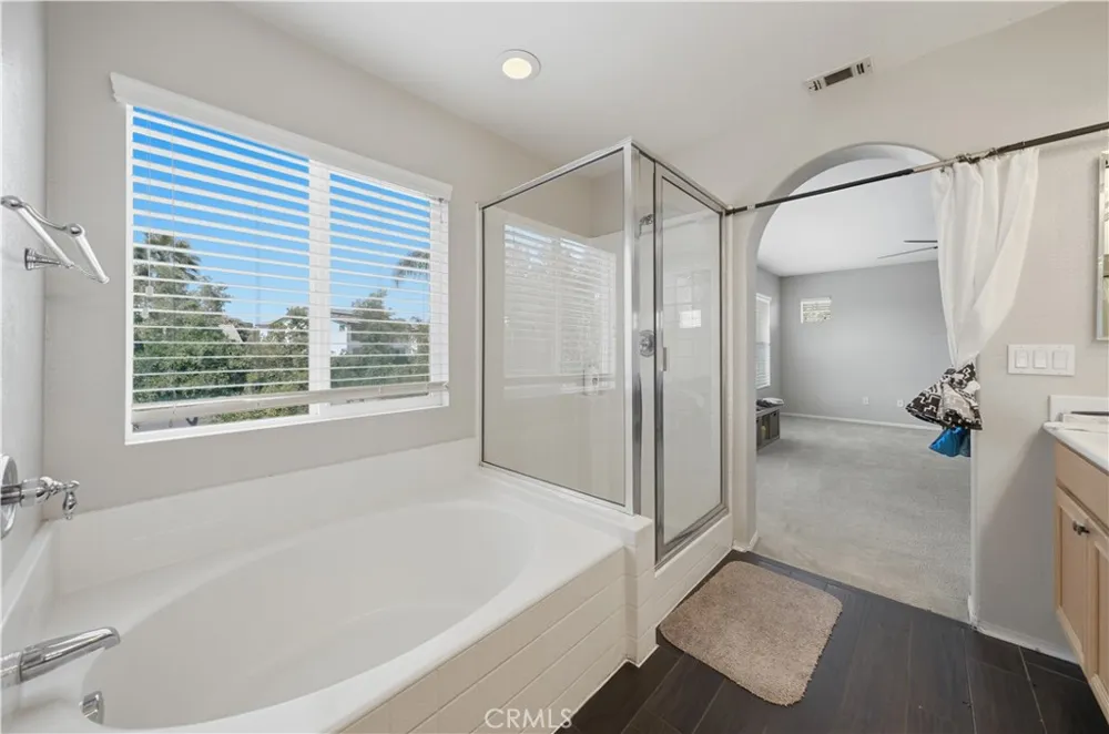 14603 Fair Oak Lake Elsinore, CA 92530