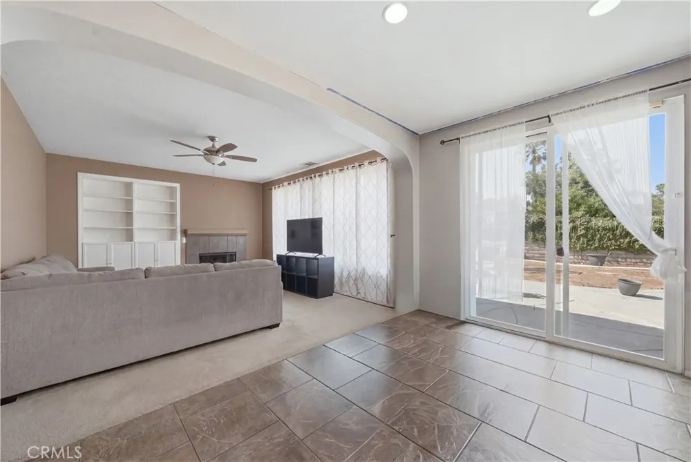 14603 Fair Oak Lake Elsinore, CA 92530