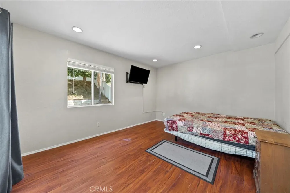 33025 Tulley Ranch Temecula, CA 92592