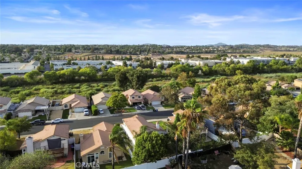 33025 Tulley Ranch Temecula, CA 92592