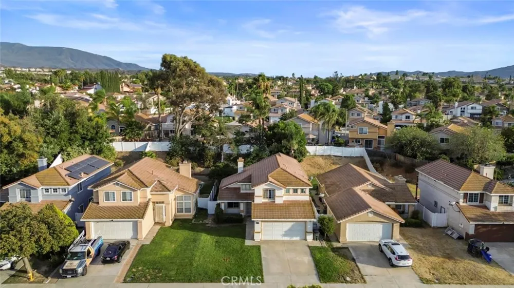 33025 Tulley Ranch Temecula, CA 92592