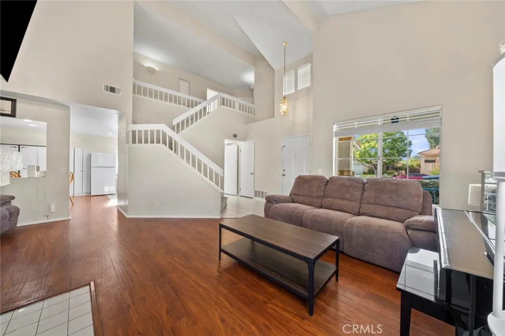 33025 Tulley Ranch Temecula, CA 92592