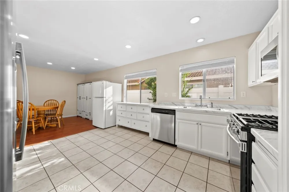 33025 Tulley Ranch Temecula, CA 92592