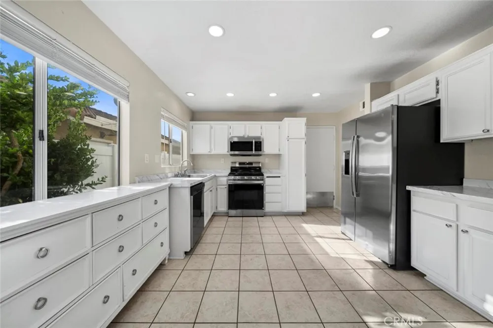 33025 Tulley Ranch Temecula, CA 92592