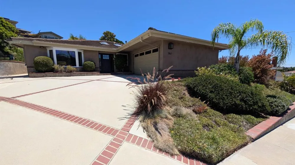 3167 Carnegie Place San Diego, CA 92122