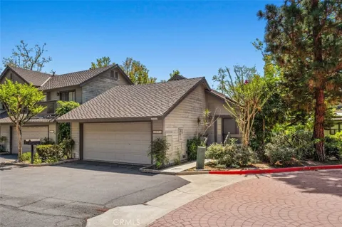 1091 STONE BROOK LANE