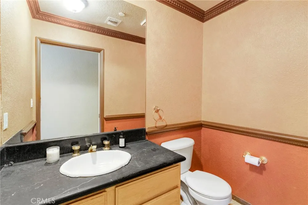 21492 Arapahoe Trail Chatsworth, CA 91311