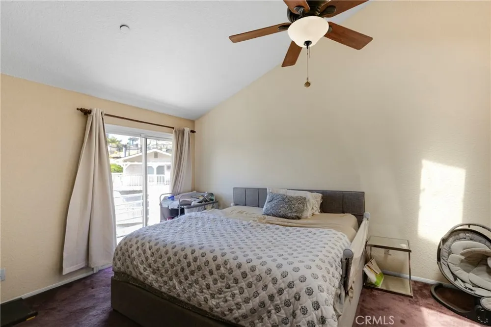 21492 Arapahoe Trail Chatsworth, CA 91311