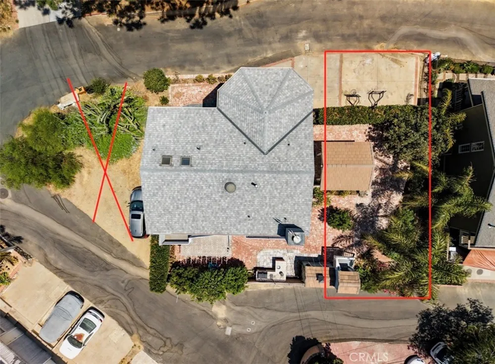 21492 Arapahoe Trail Chatsworth, CA 91311
