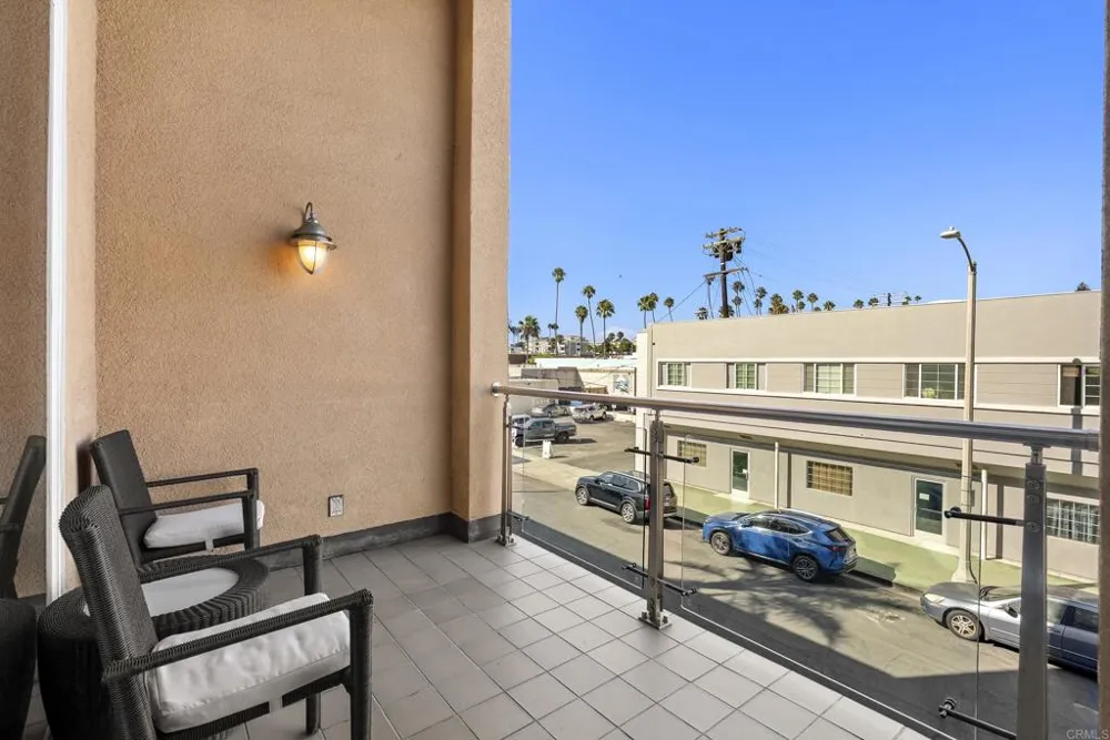 550 Seagaze Drive #12 Oceanside, CA 92054
