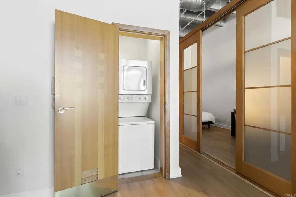 550 Seagaze Drive #12 Oceanside, CA 92054