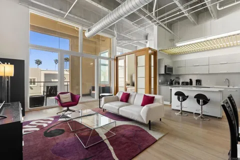 550 Seagaze Drive #12