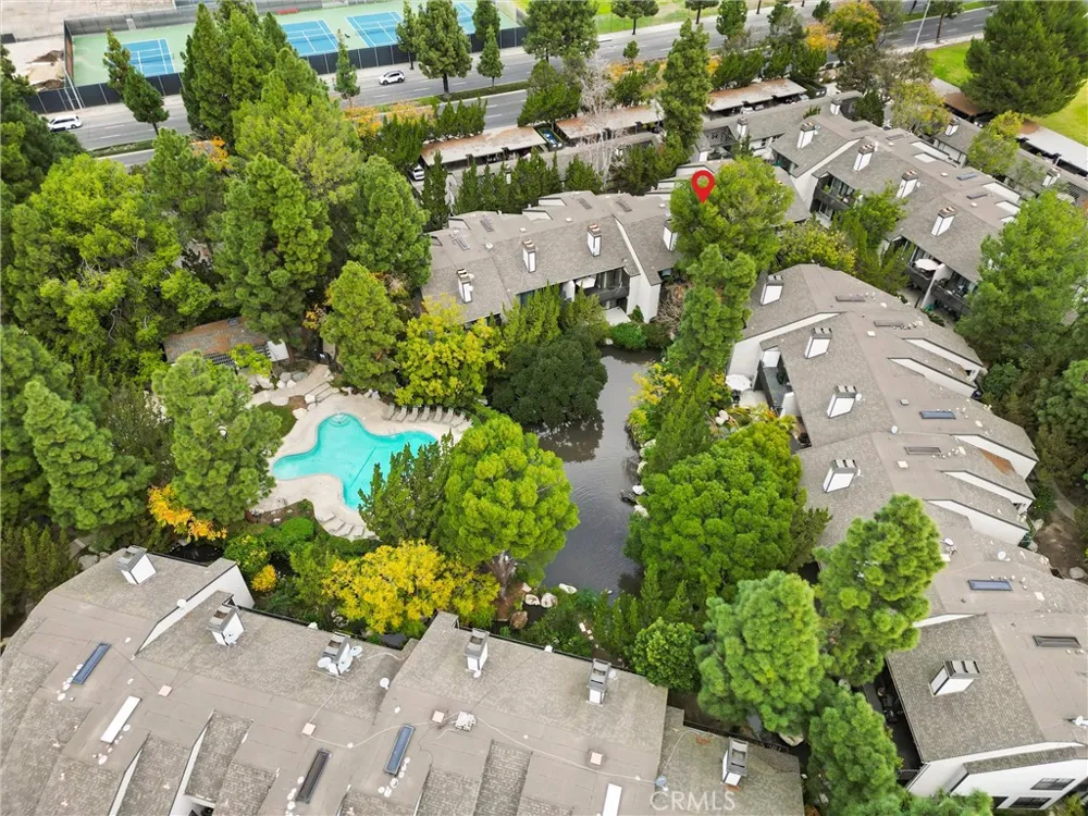 2504 W Macarthur Boulevard #I Santa Ana, CA 92704