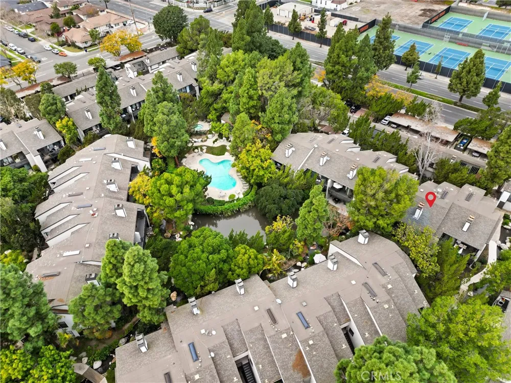 2504 W Macarthur Boulevard #I Santa Ana, CA 92704