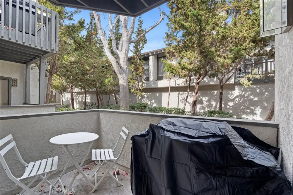 2504 W Macarthur Boulevard #I Santa Ana, CA 92704