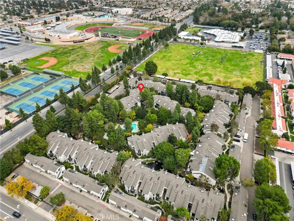 2504 W Macarthur Boulevard #I Santa Ana, CA 92704