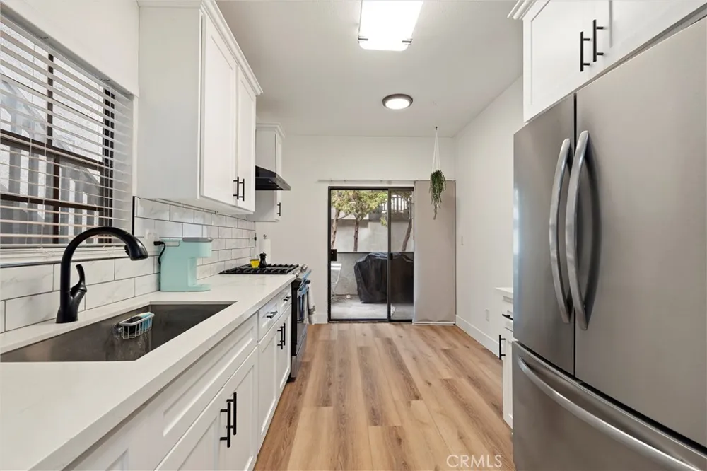 2504 W Macarthur Boulevard #I Santa Ana, CA 92704