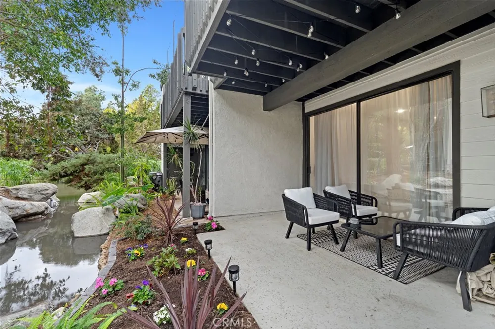 2504 W Macarthur Boulevard #I Santa Ana, CA 92704
