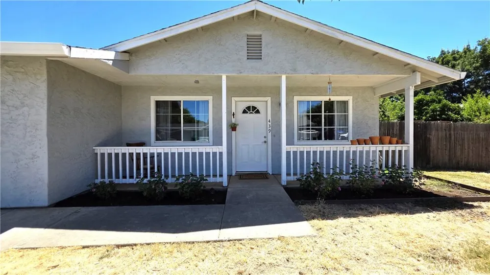 439 Scarlet Oak Dr Gridley, CA 95948