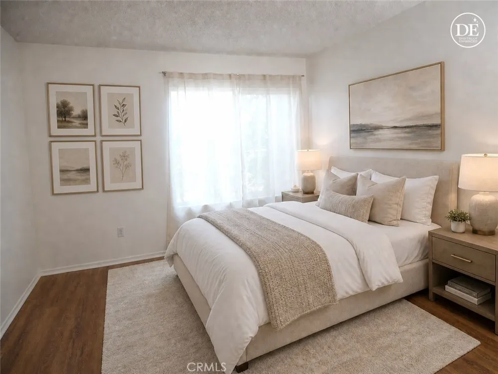 23515 Lyons Valencia, CA 91355