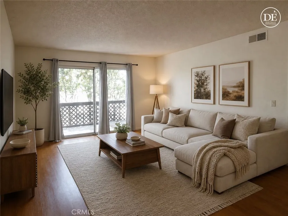 23515 Lyons Valencia, CA 91355