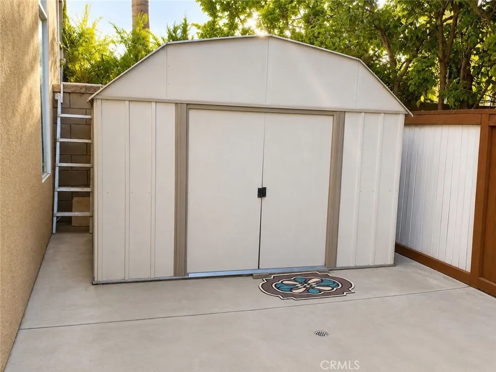 2847 S Holmes Ontario, CA 91761