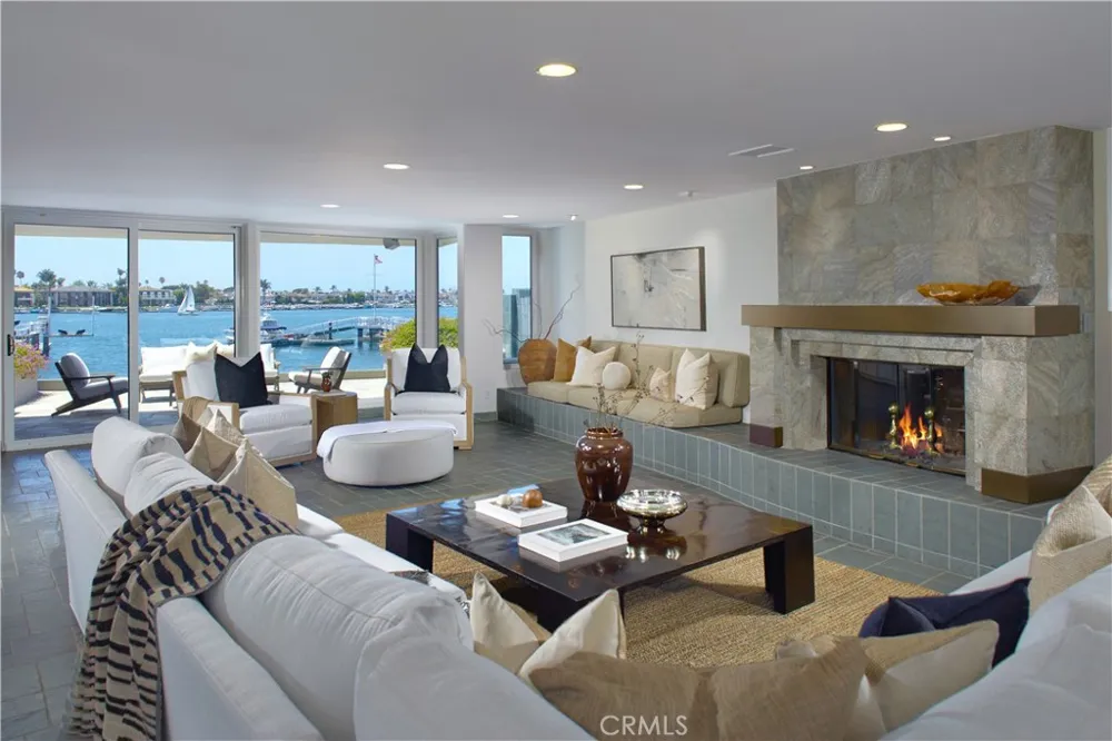 2027 Bayside Drive Corona del Mar, CA 92625