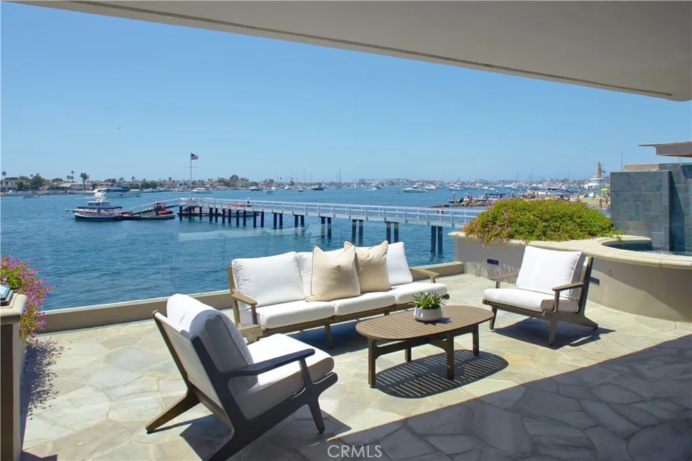 2027 Bayside Drive Corona del Mar, CA 92625