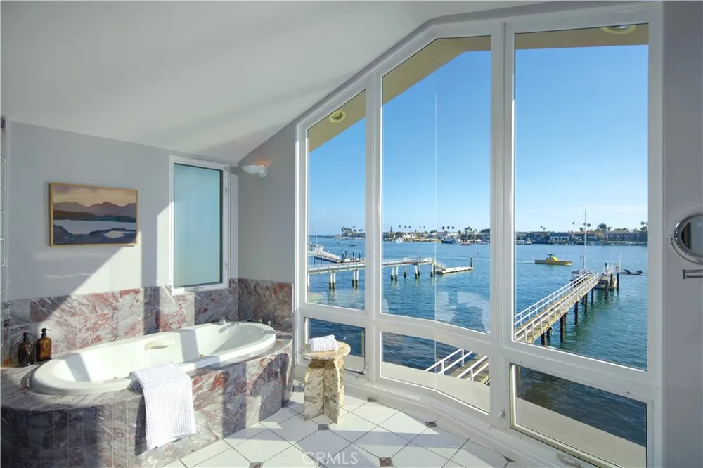 2027 Bayside Drive Corona del Mar, CA 92625
